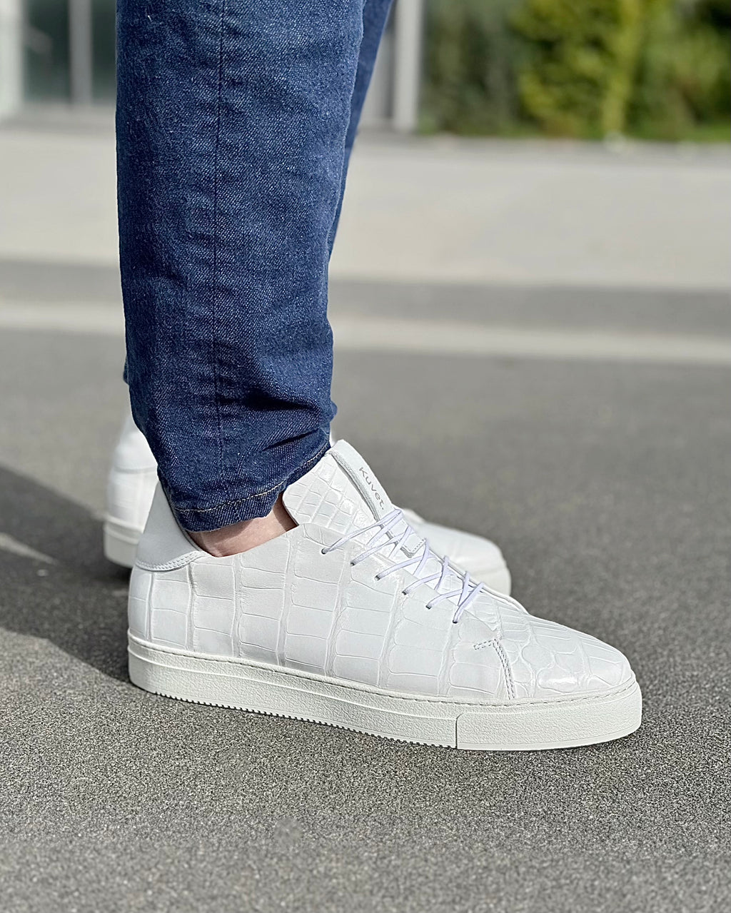 Bespoke White Men's Crocodile Leather Sneakers Luxury